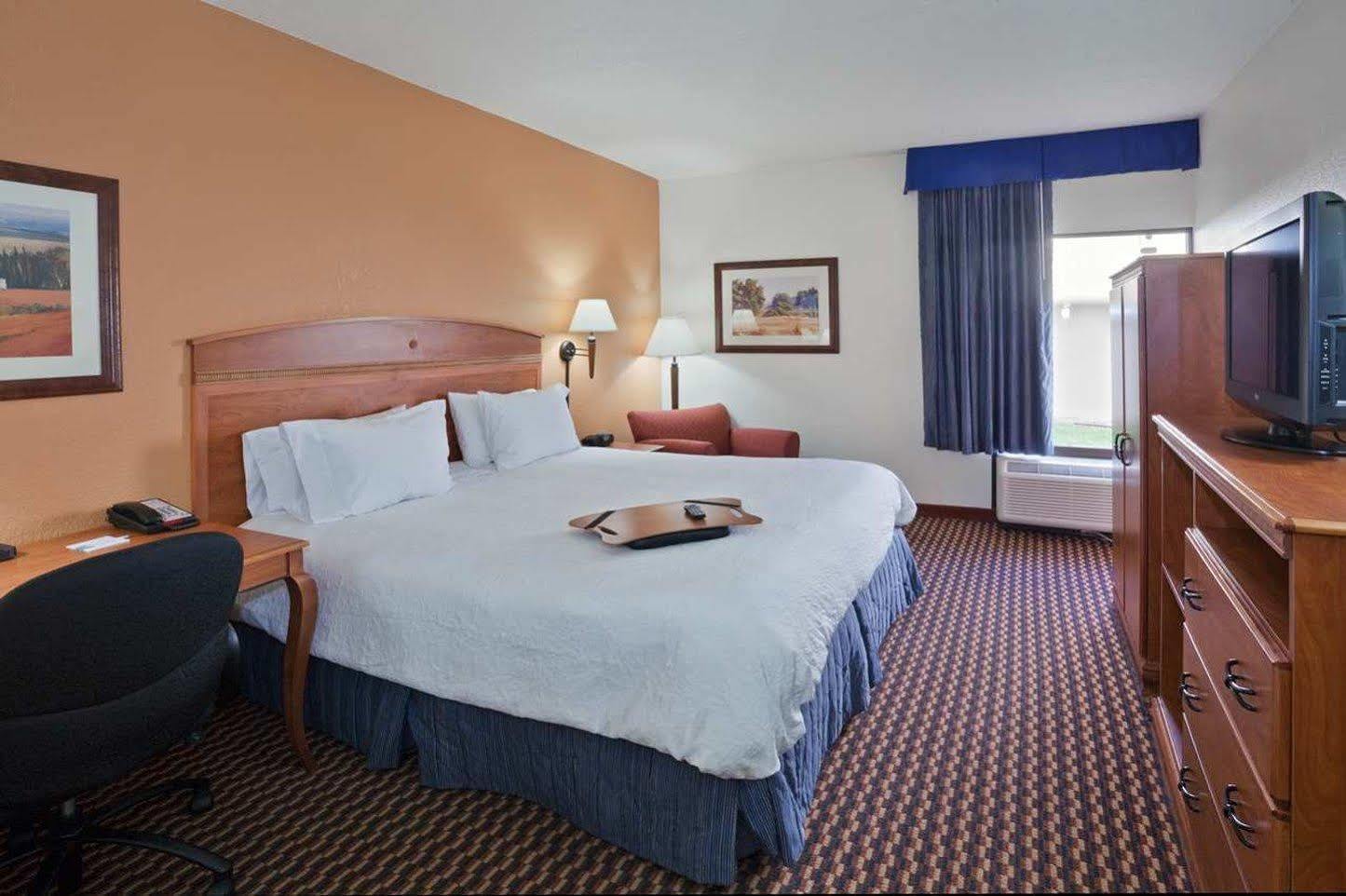 Hampton Inn St Charles St Peters Saint Charles Exteriör bild
